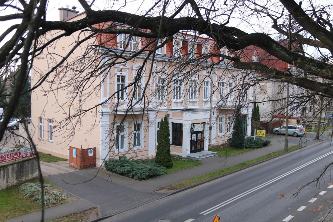 Polonia *
